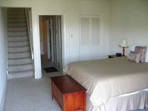 1472 Willard St - Photo 3 of 6