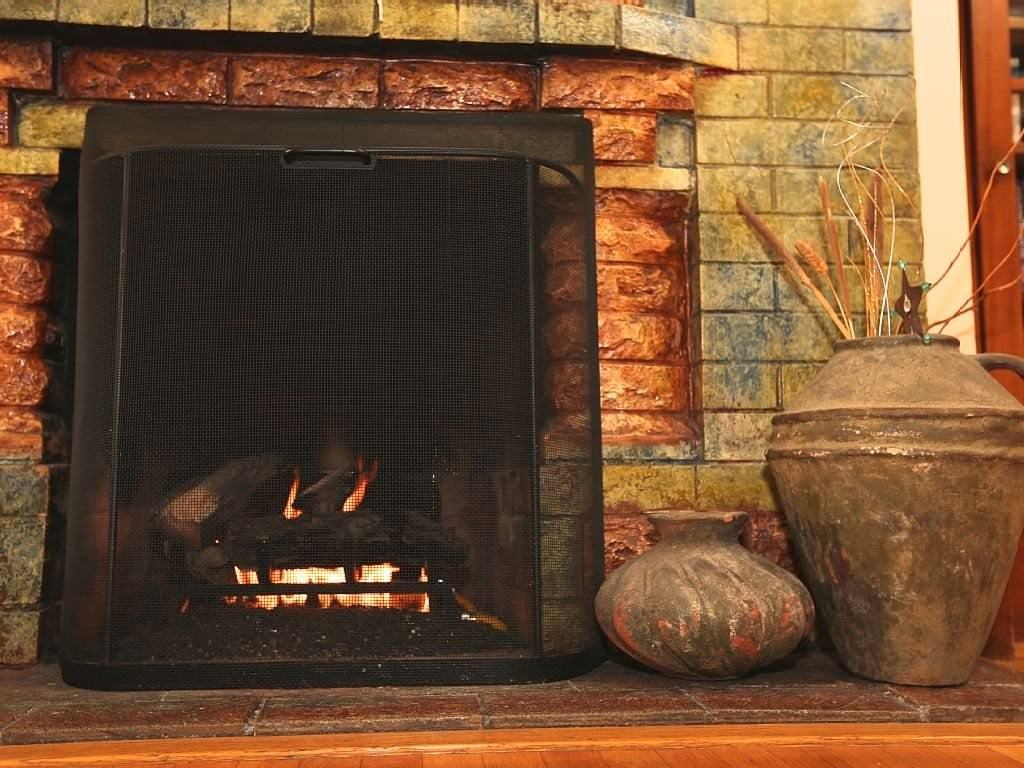 200-298 Whitney St - Photo 3 of 24