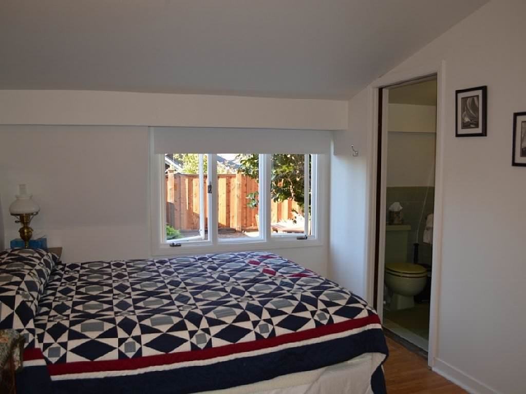 141 Scenic Ave - Photo 2 of 13