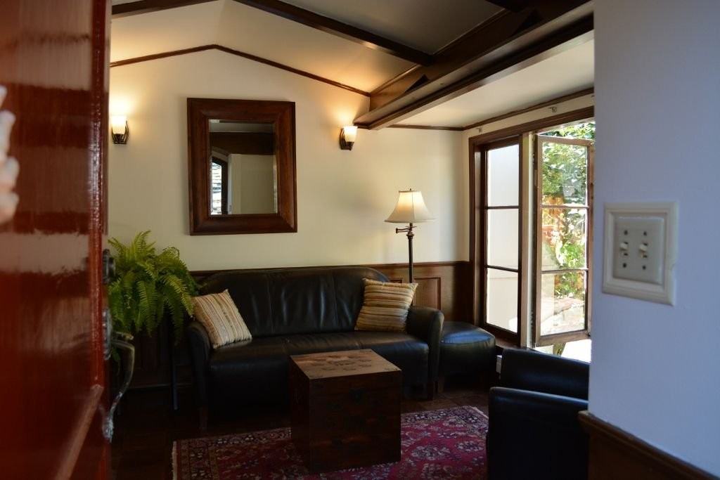 141 Scenic Ave - Photo 3 of 13