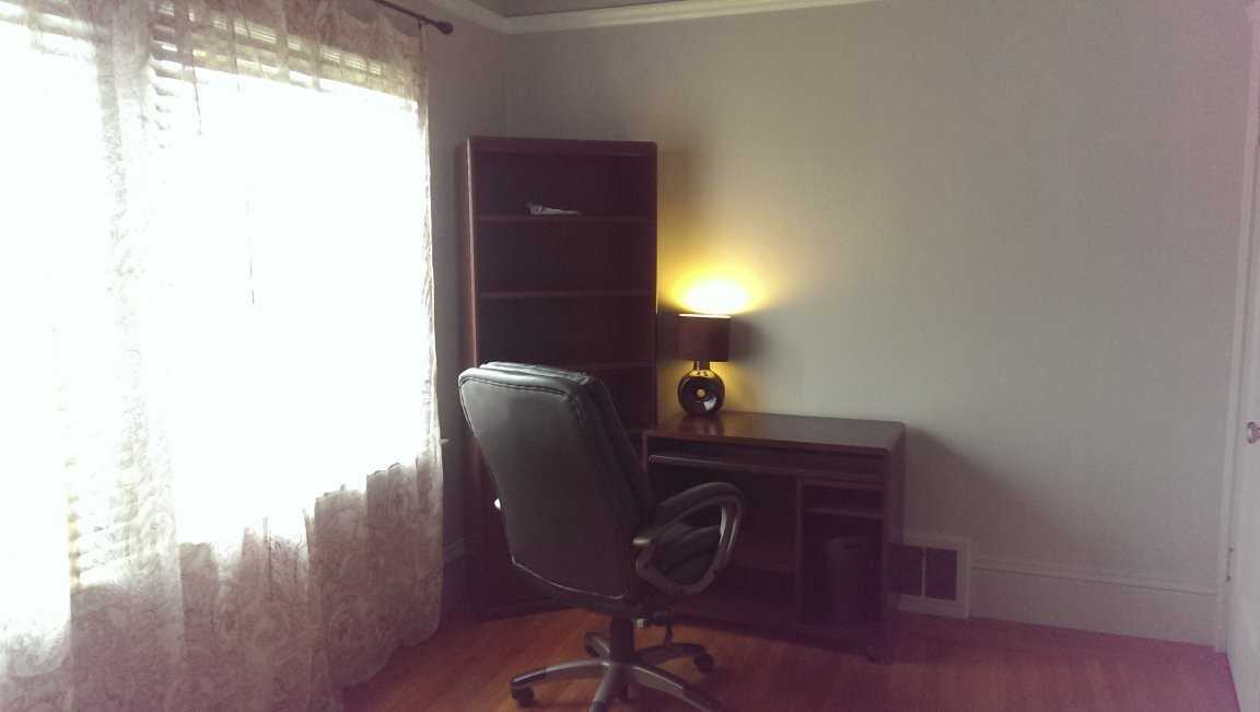 1307 27th Ave - Photo 2 of 4