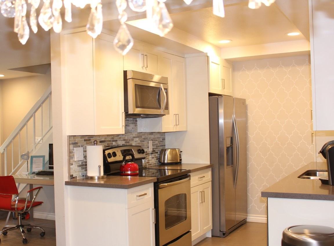 1029 W Lamark Ln - Photo 3 of 23