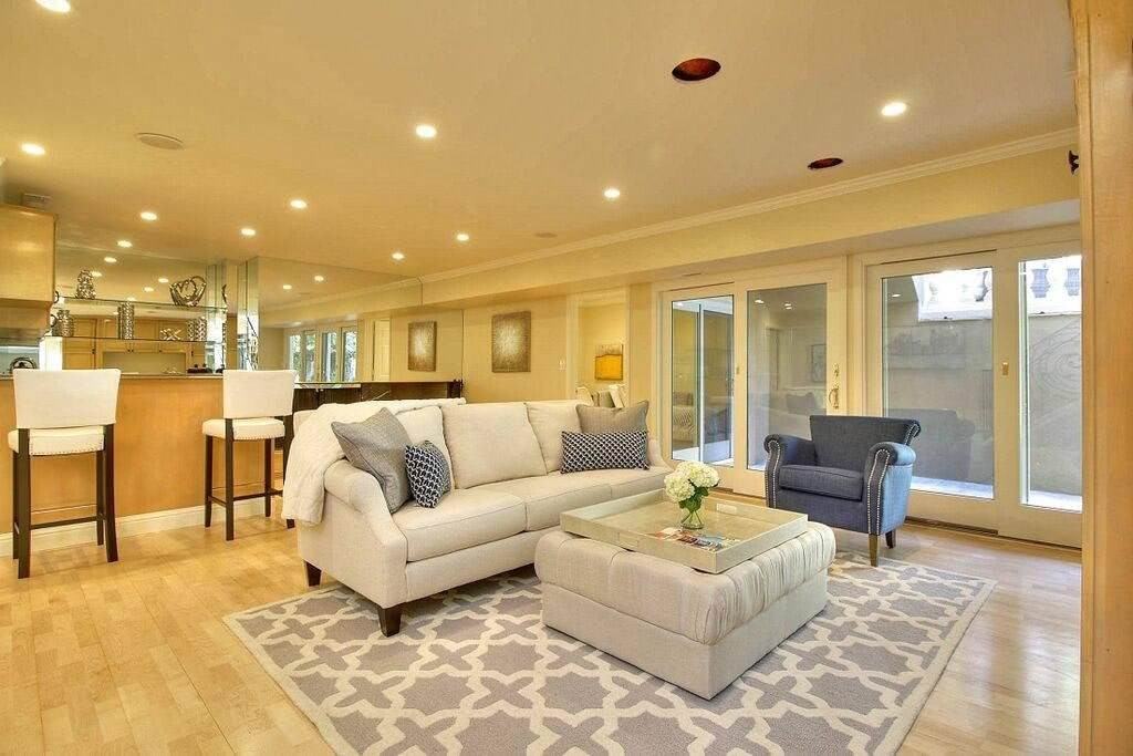 3920 Pepper Tree Ct - Photo 2 of 15