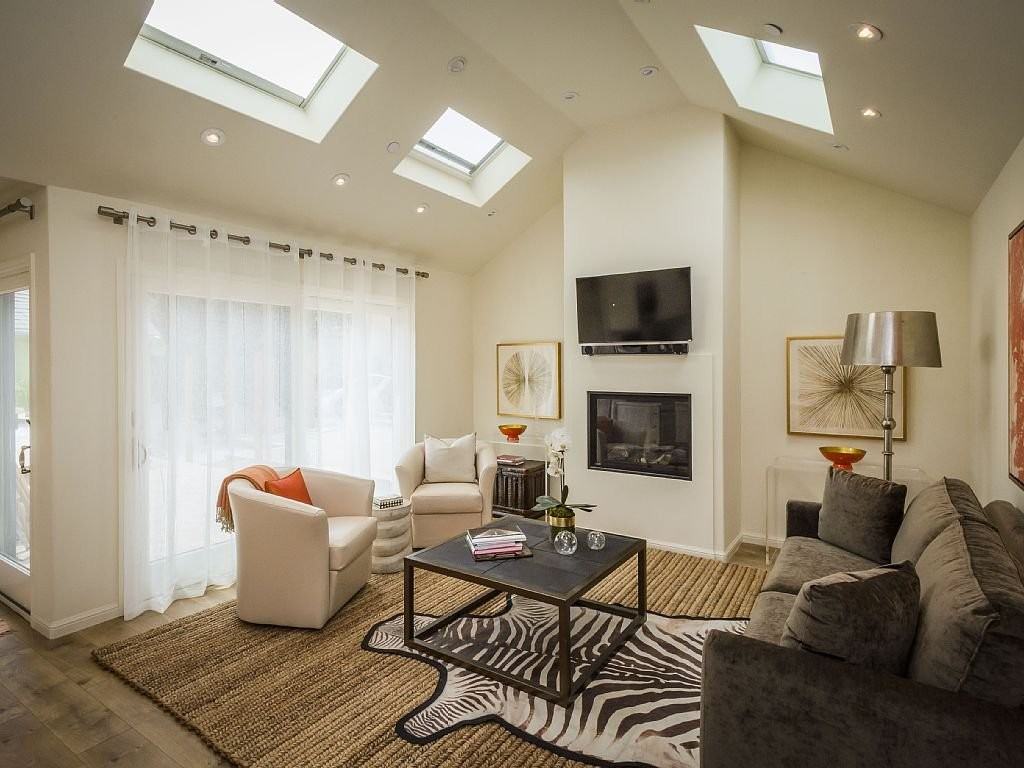 73 Jeter St - Photo 2 of 14