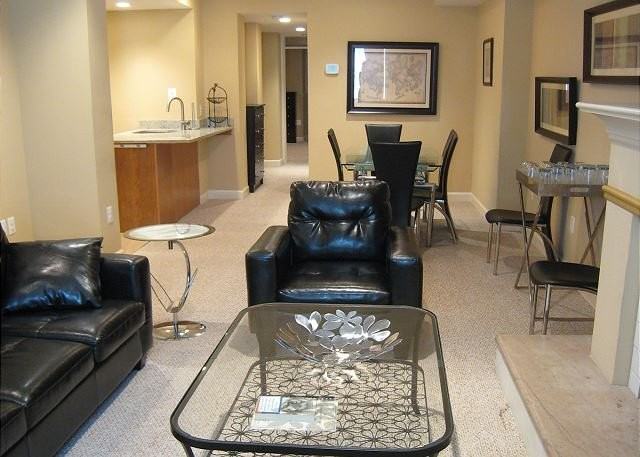 909 M St NW - Photo 3 of 32