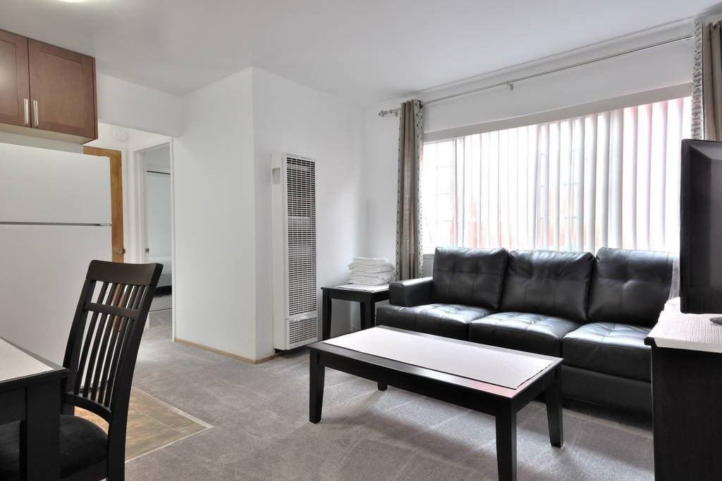 438 12th Ave - Photo 3 of 27