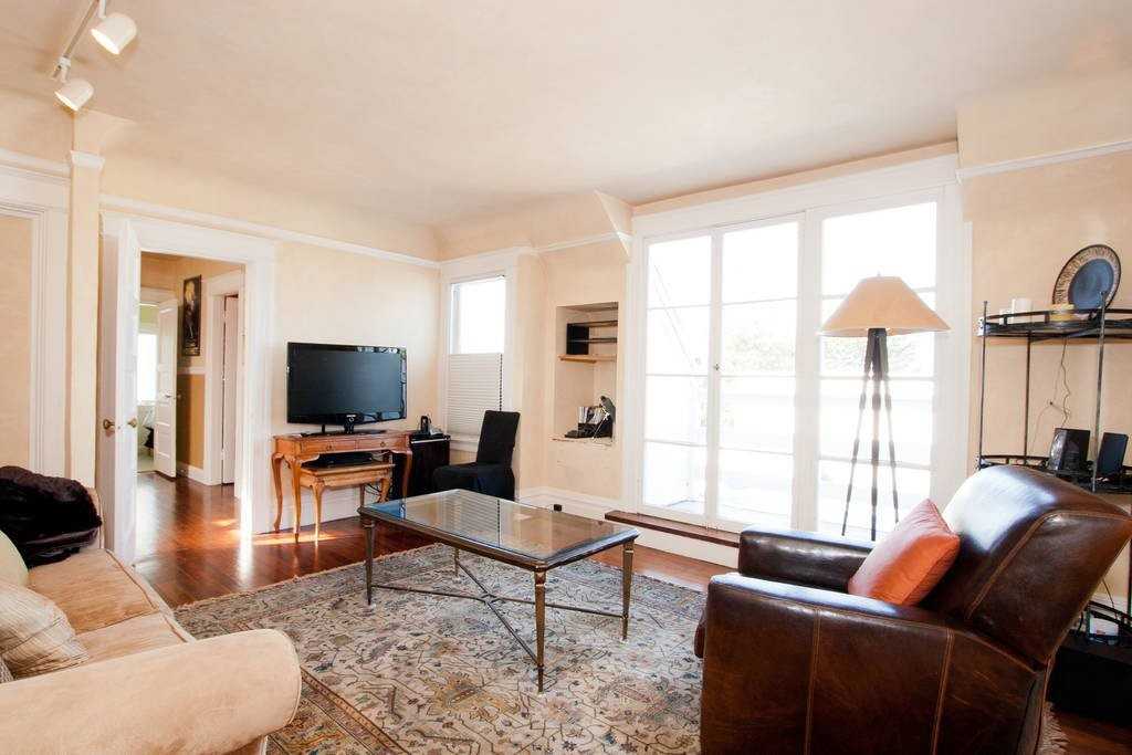 71 Delmar St - Photo 3 of 36