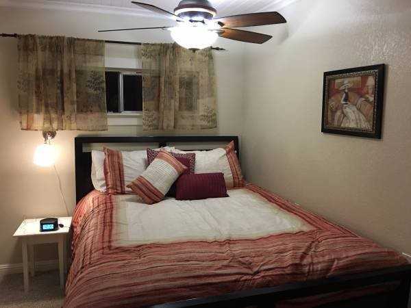 396 Mariposa Ave - Photo 3 of 15