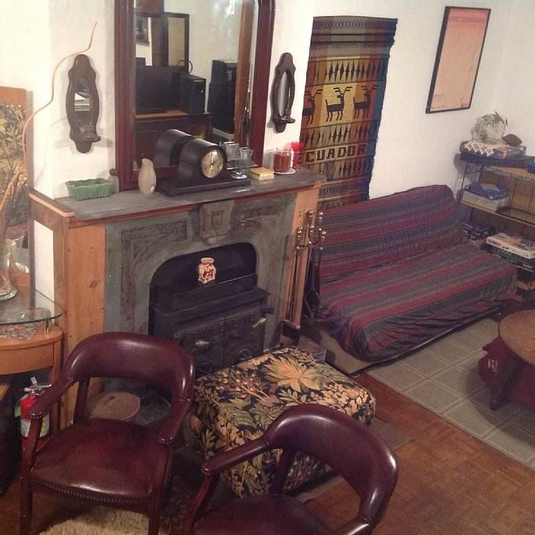 151 York Ave - Photo 3 of 23