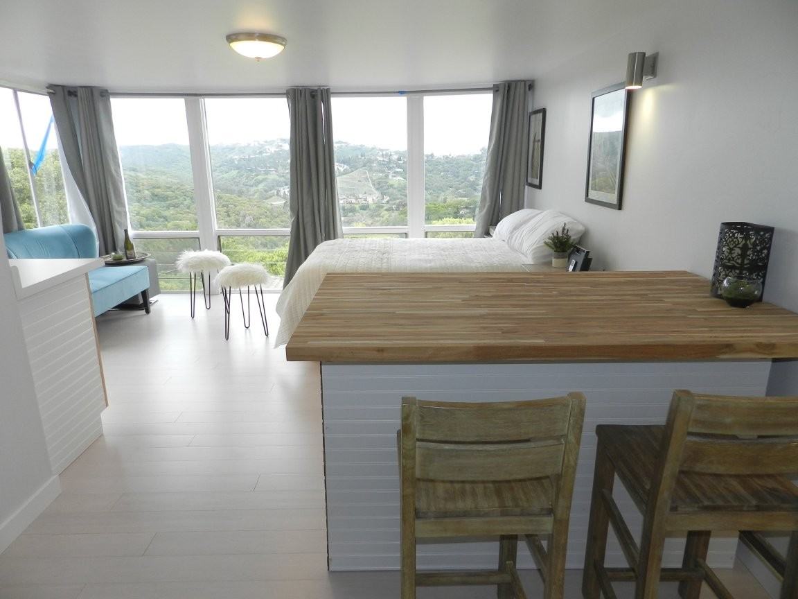 569 Hillcrest Way - Photo 2 of 11