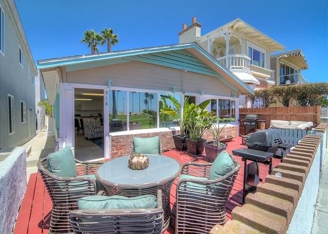 918 E Oceanfront - Photo 3 of 24