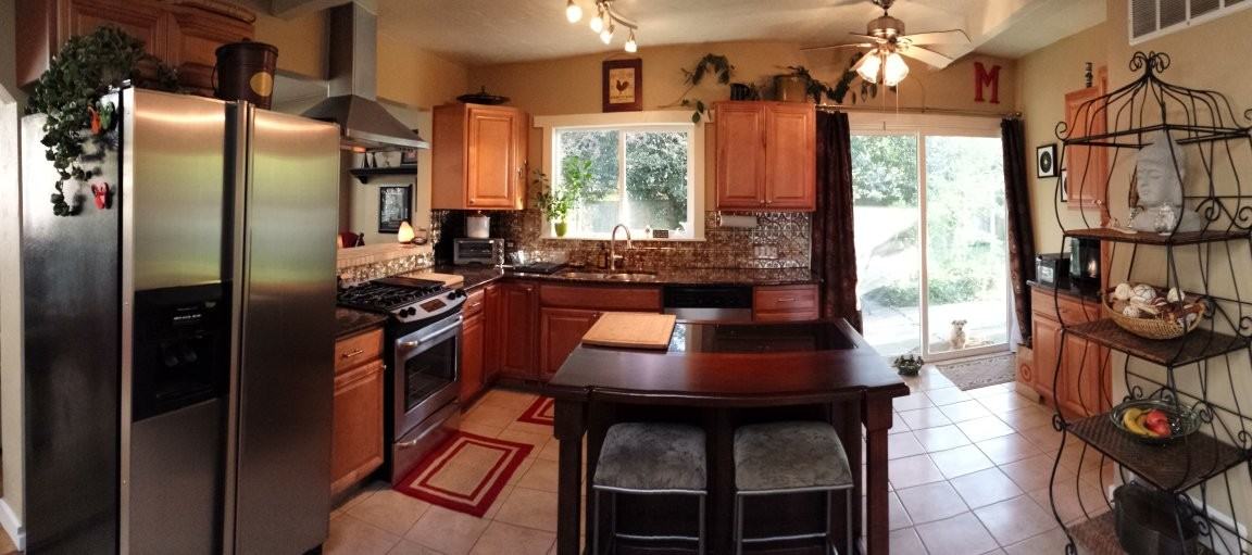 16437 NE 17th Pl - Photo 3 of 12