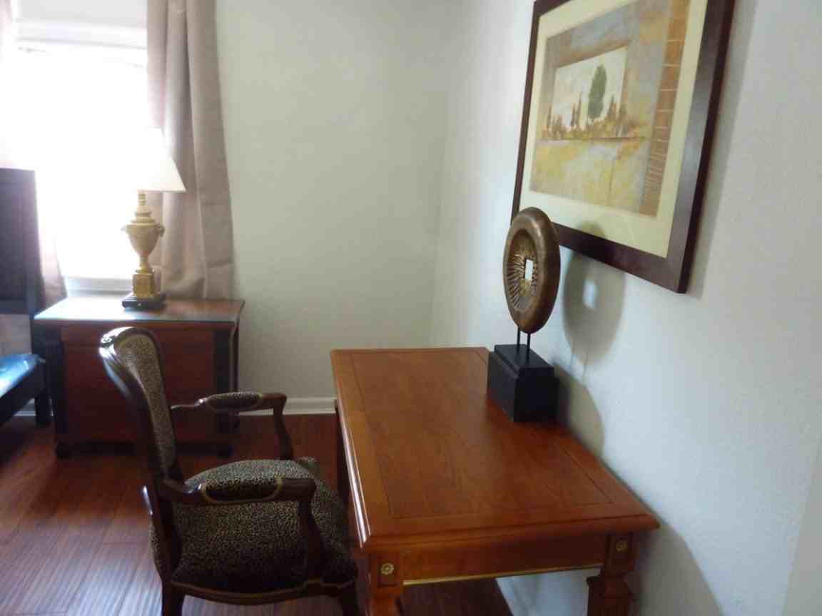 5204 Foothill Blvd - Photo 2 of 10