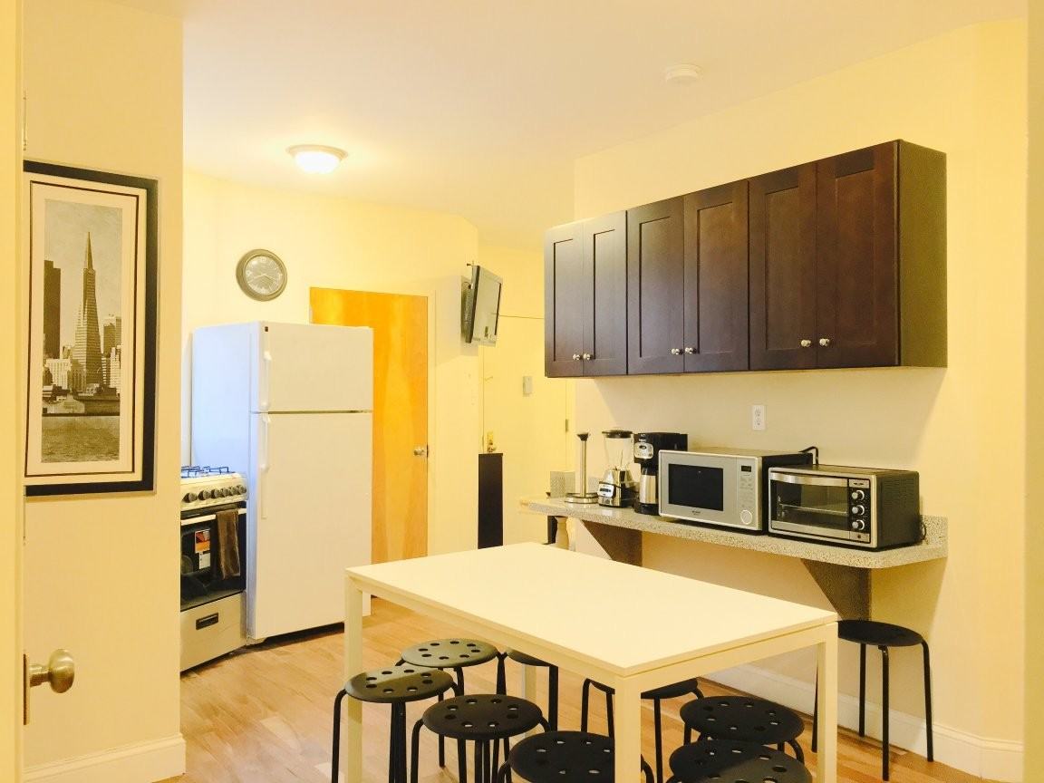 1443 Leland Ave - Photo 3 of 36