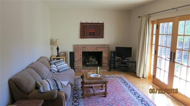 3640 Rowley Dr - Photo 3 of 33