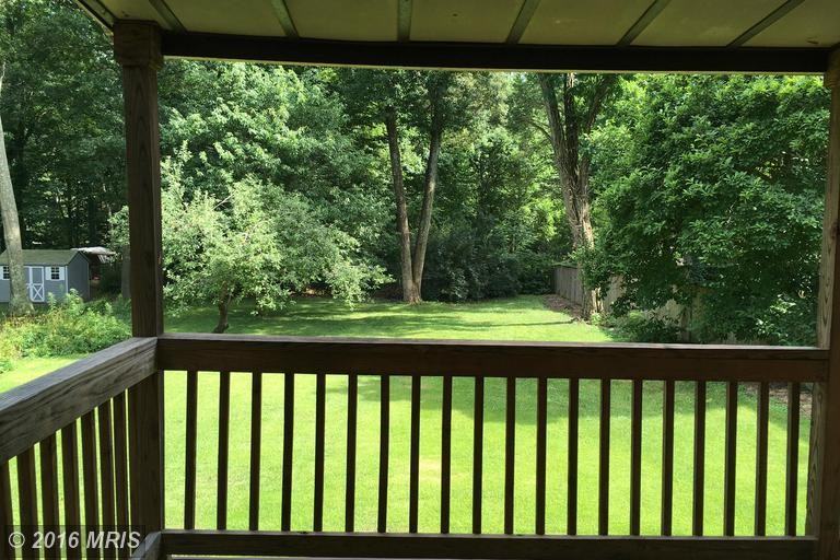 1077 Omar Dr - Photo 3 of 21