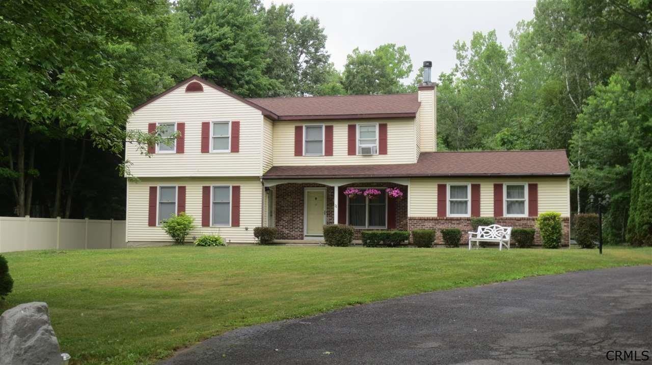 11 Birch Glen Dr - Photo 2 of 24