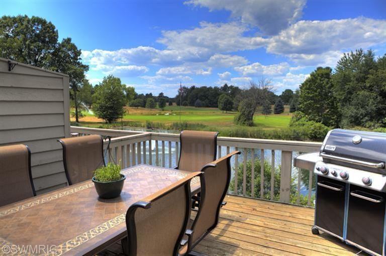 Silver Lakes Condo - Photo 2 of 10