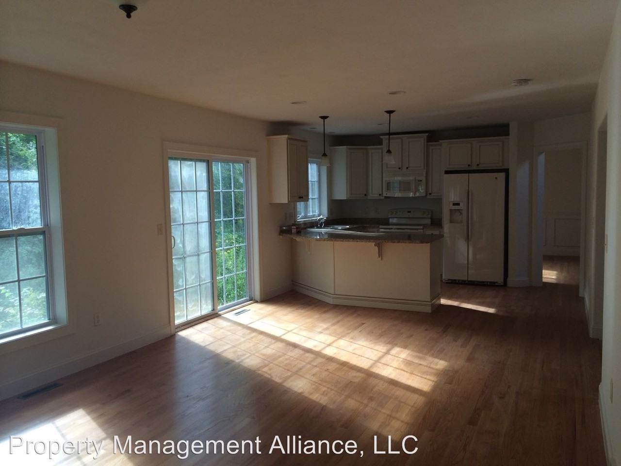 8569 Cazenovia Rd - Photo 3 of 9