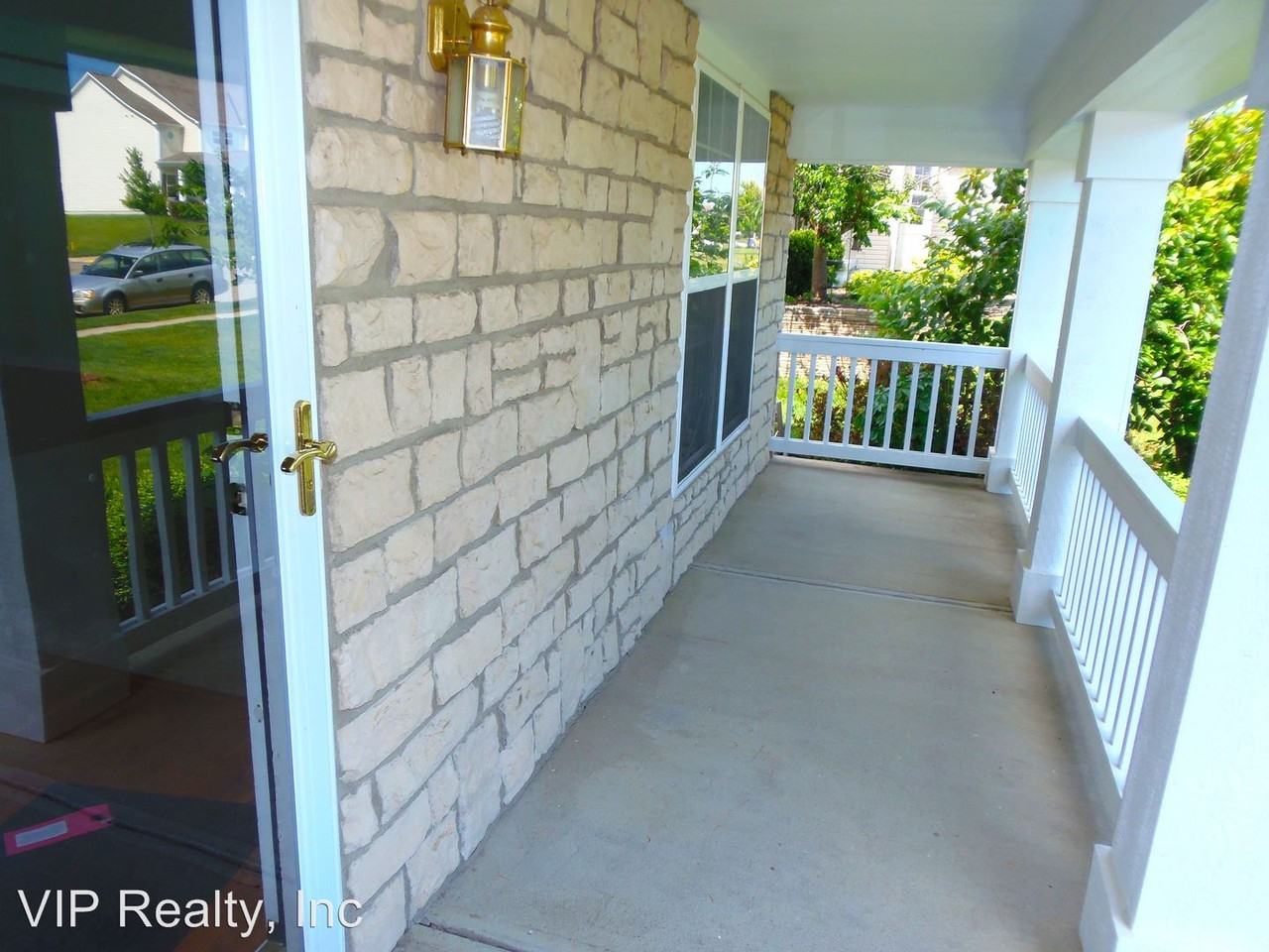 2916 Abbey Knoll Drive - Photo 3 of 46