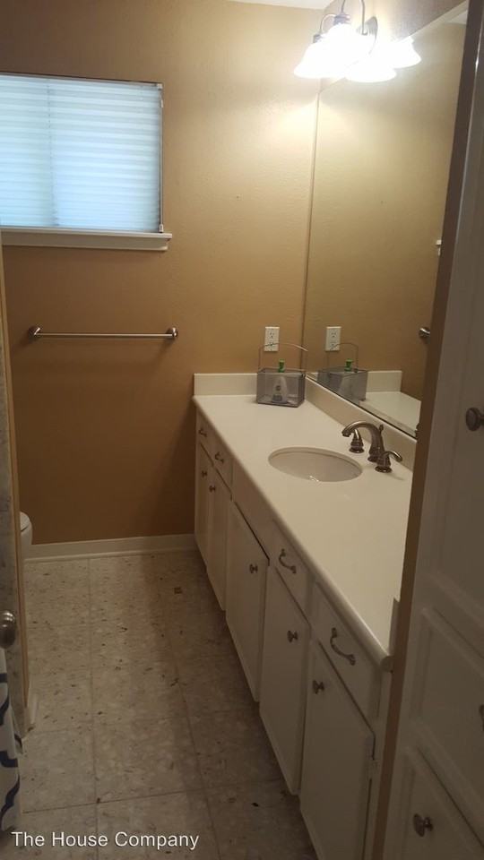 9 Colony Park Cir - Photo 2 of 35