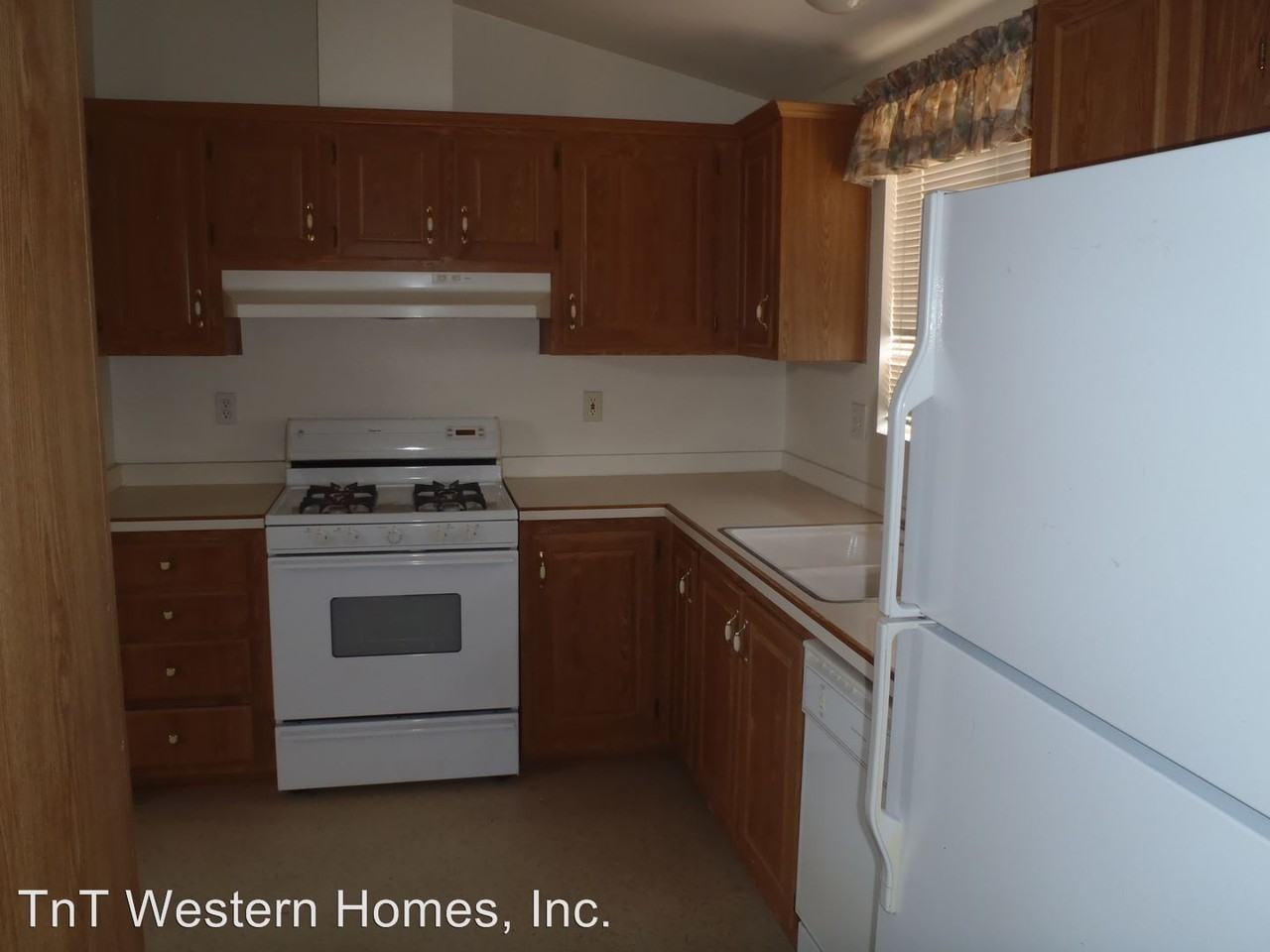 4256 Sydnor Ave - Photo 3 of 12