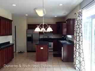 31973 Rockwell Dr - Photo 2 of 17