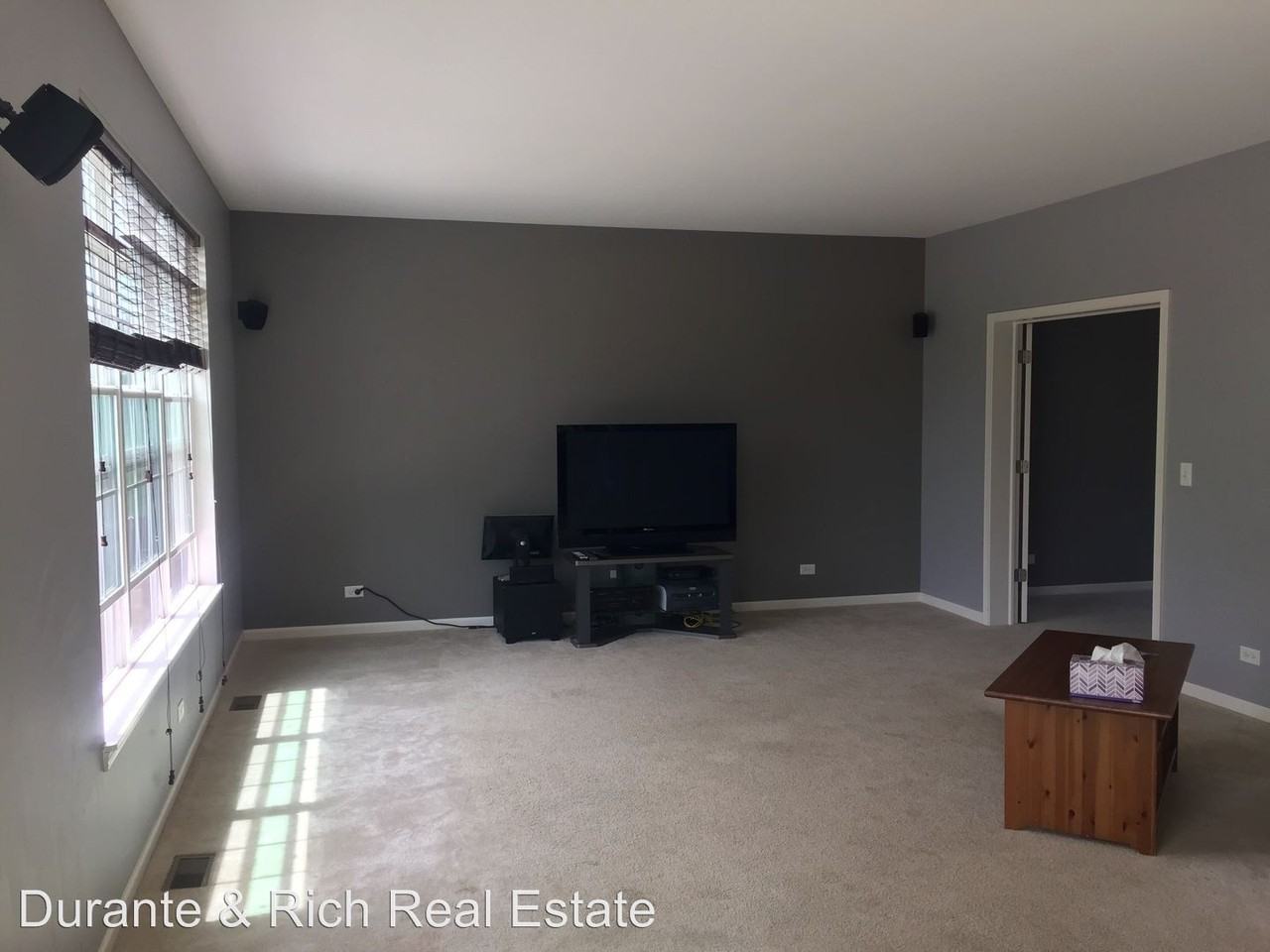 31973 Rockwell Dr - Photo 3 of 17