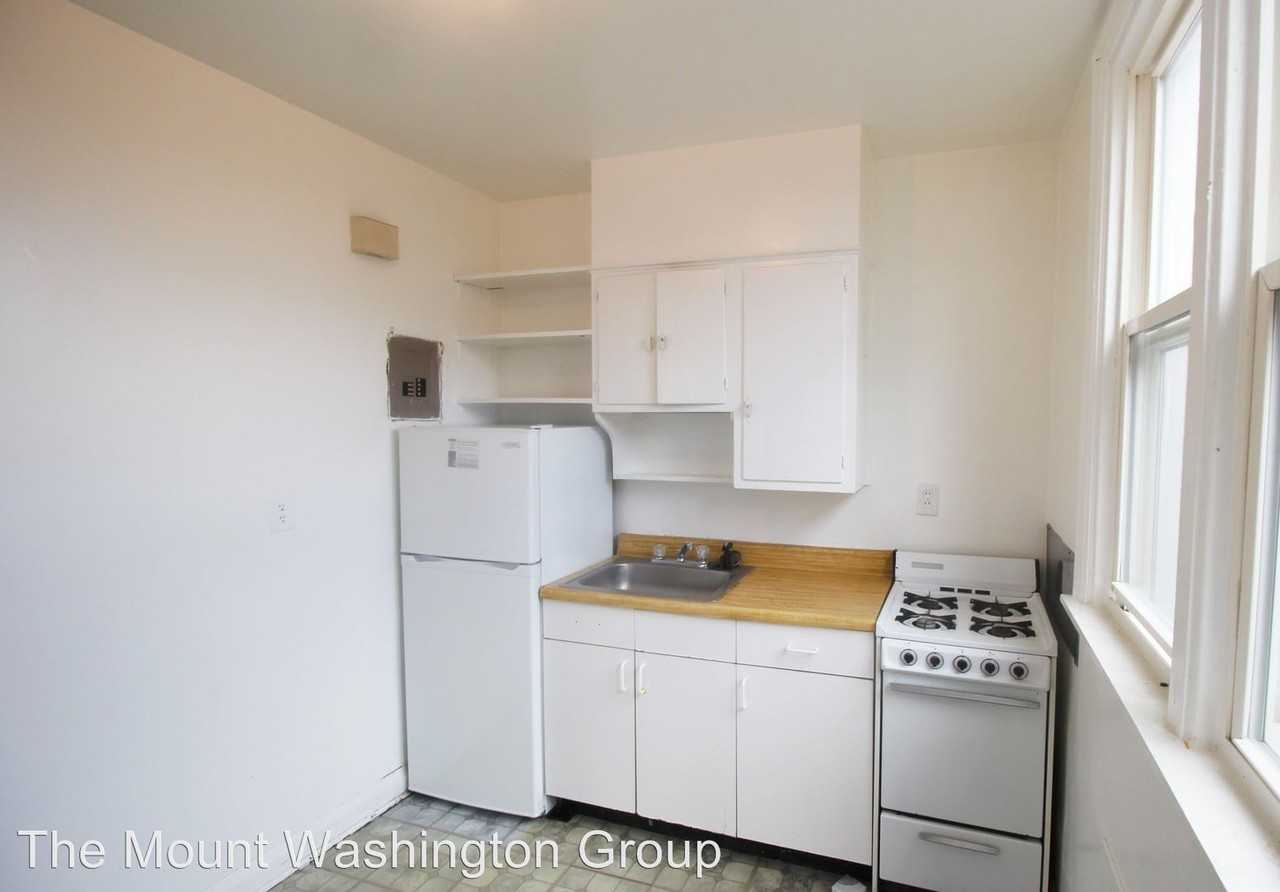 3758 Columbus Dr - Photo 3 of 6
