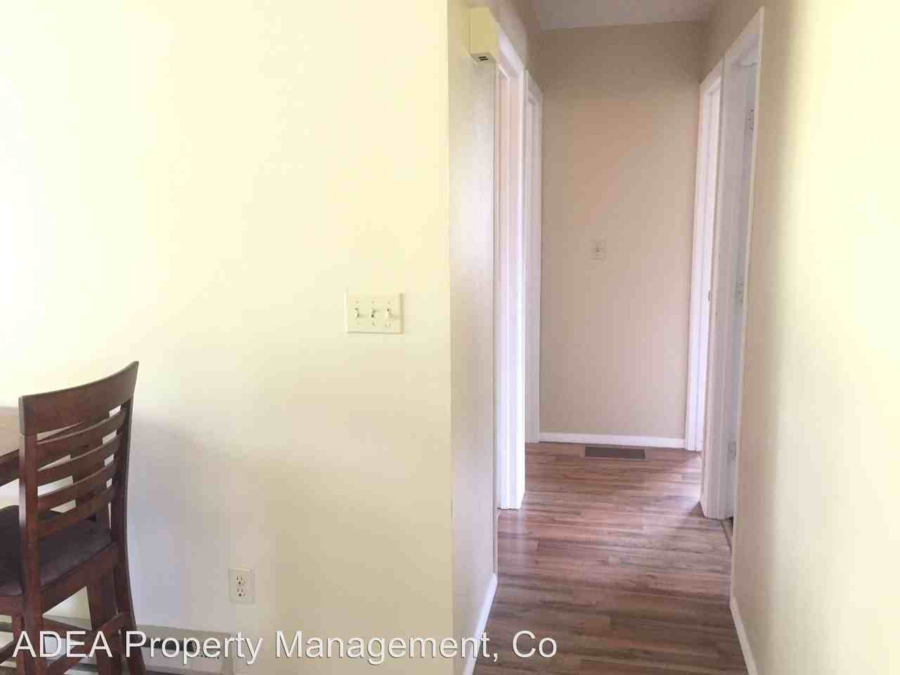5904 Mainview Dr - Photo 3 of 17