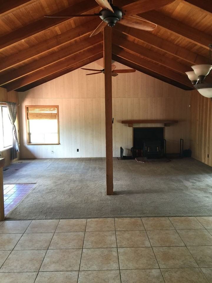 817 E Jewett Blvd - Photo 3 of 11