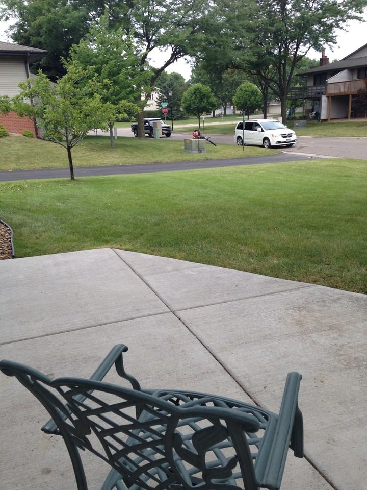 623 Portland Mews - Photo 3 of 13