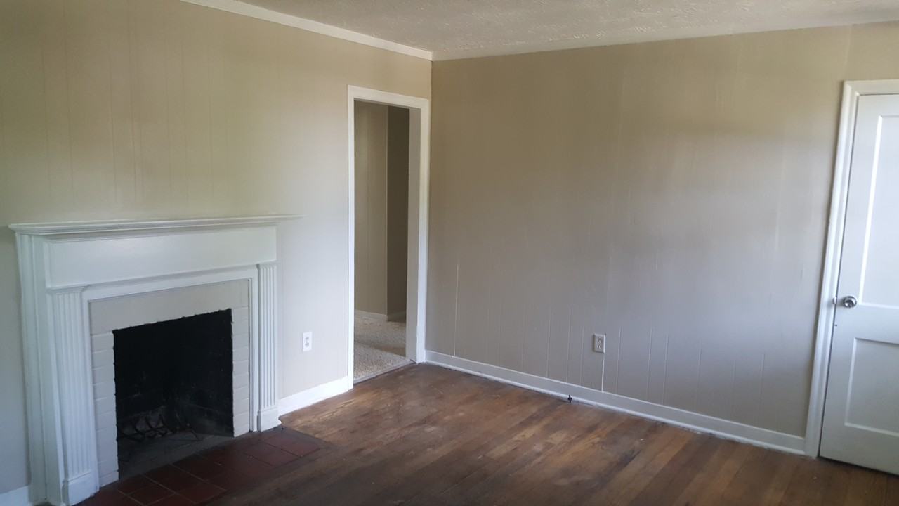 2007 Hawthorne St - Photo 3 of 14