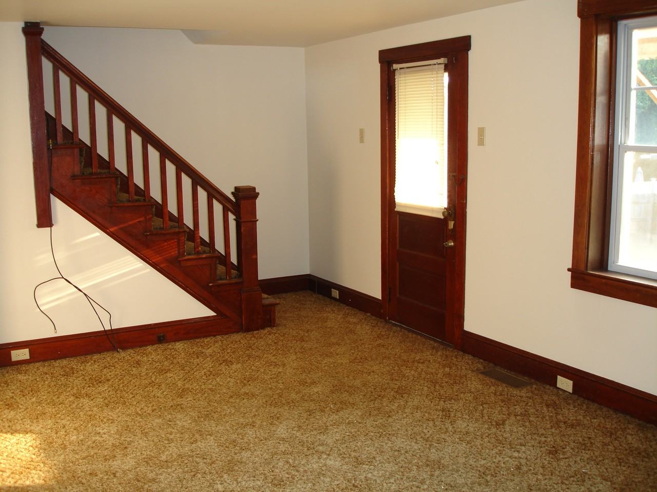 3265 Main St - Photo 3 of 4