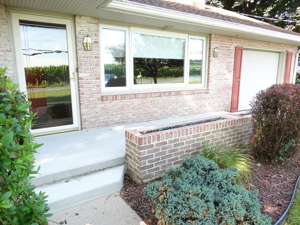 3057 S 5th Ave - Photo 3 of 23