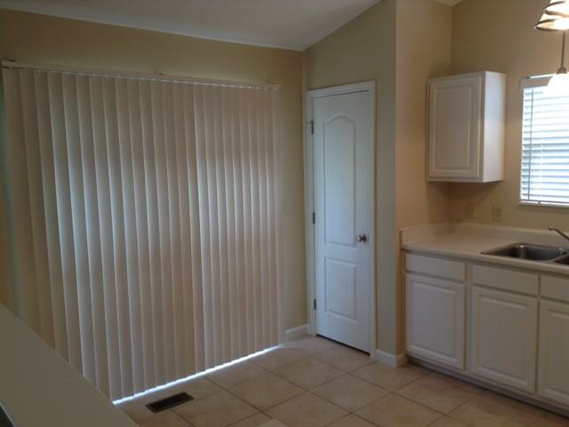 114 Mark Twain Ct - Photo 3 of 9