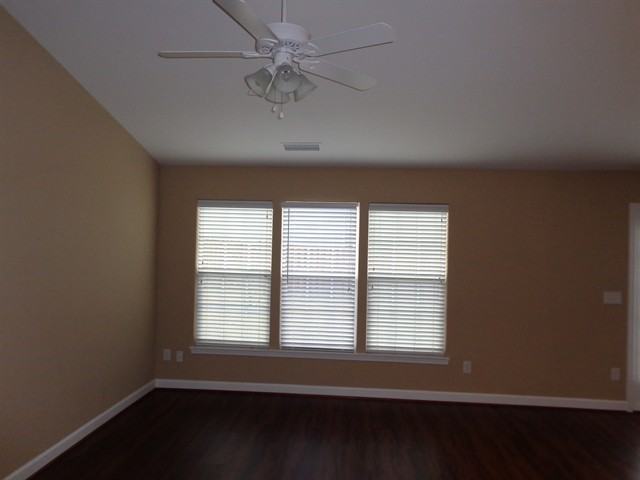 108 Pleasant Grove Ln - Photo 2 of 10