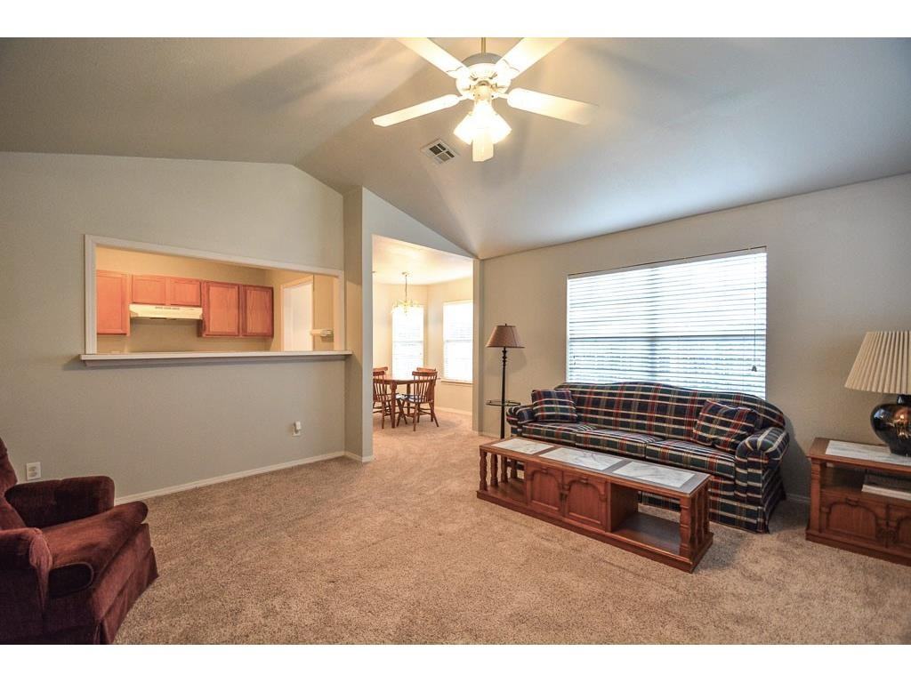 1044 Shadowlake Road - Photo 3 of 10