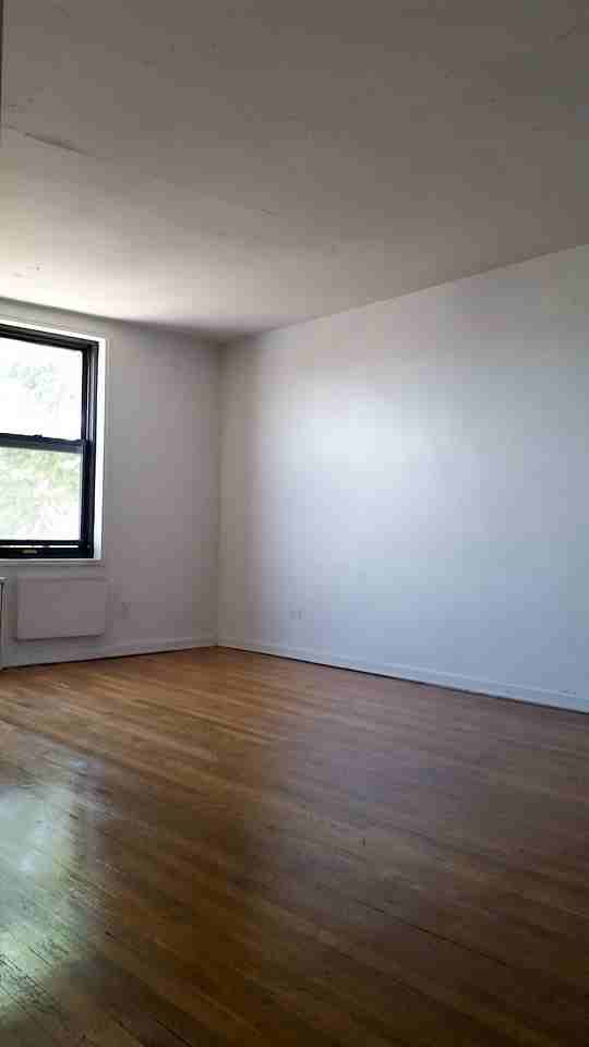 815 Gravesend Neck Road