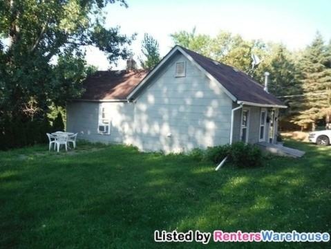 410 N Grove St - Photo 2 of 10