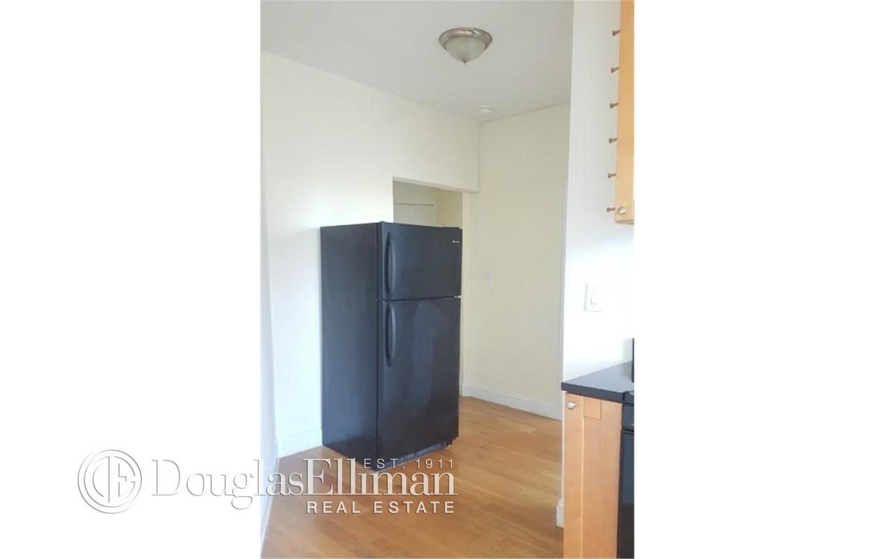 Borinquen Pl & Keap St #27 - Photo 2 of 9