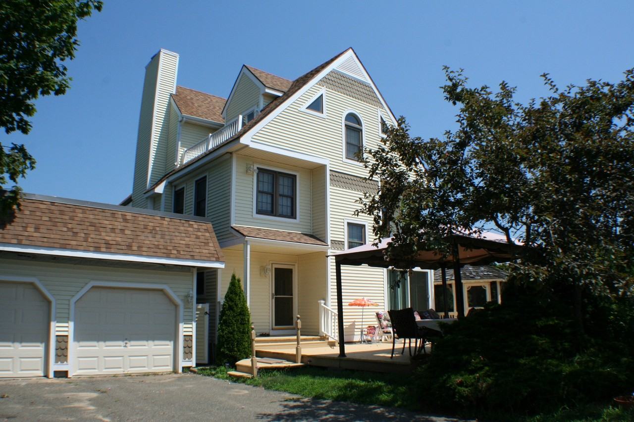 7 Seascape Dr - Photo 2 of 14