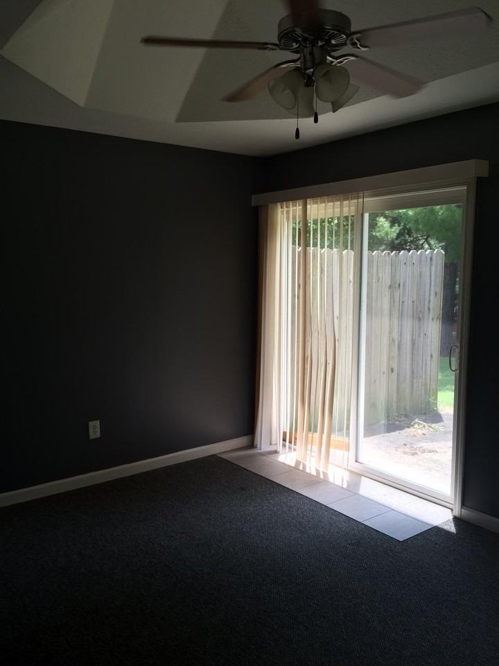 2821 Co Rd 450 - Photo 3 of 4