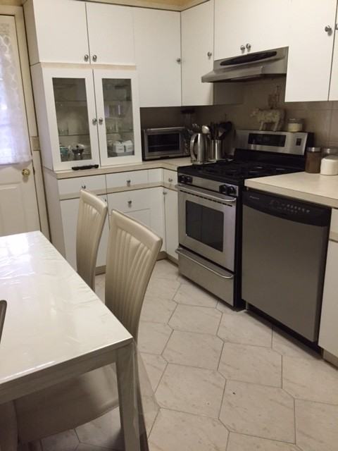 78-32 69th Ave - Photo 3 of 19