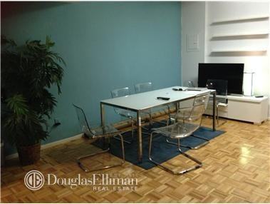 220 E 24th St #BC