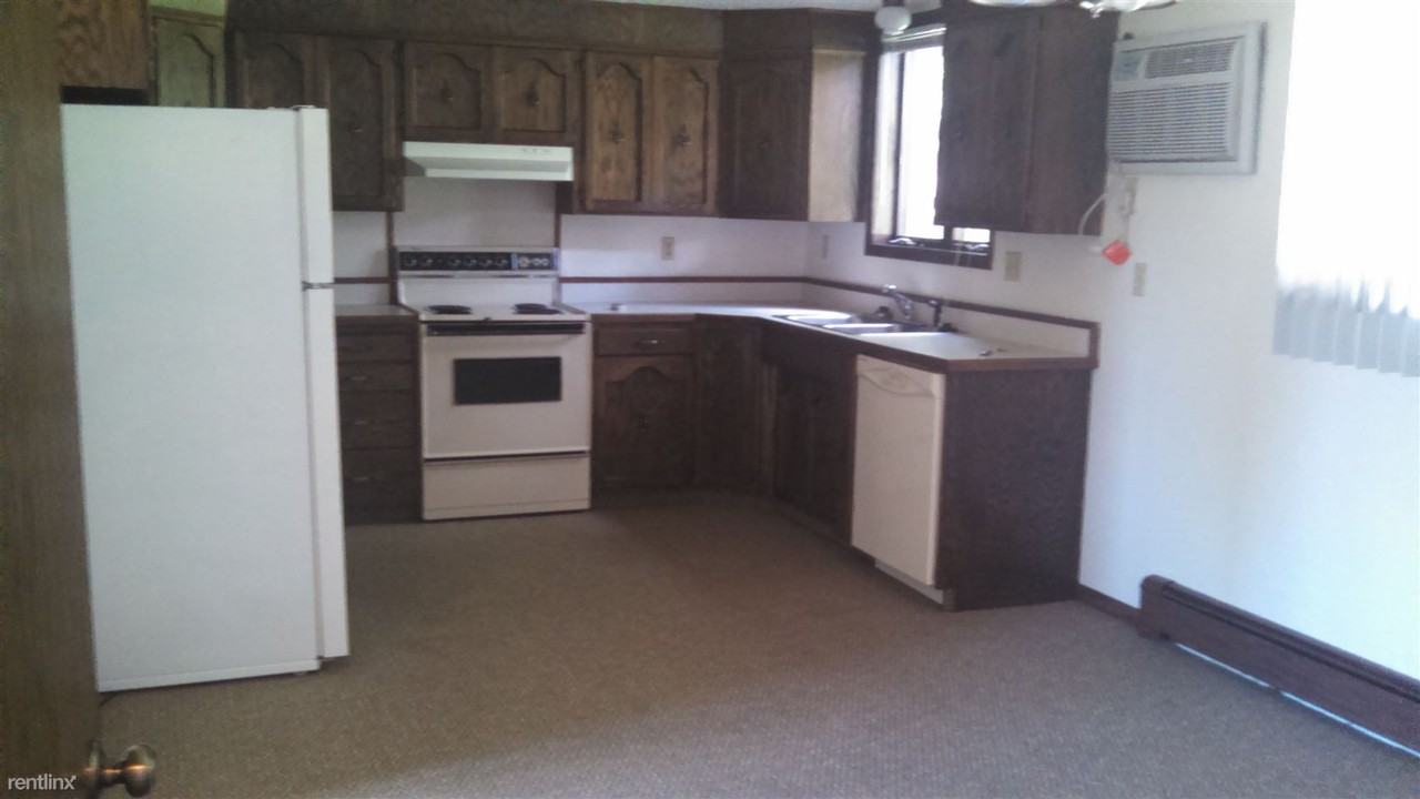 226 W Reno Ave - Photo 2 of 6