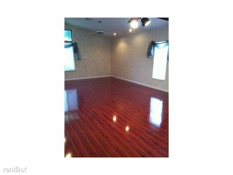 3985 NW 73rd Way - Photo 3 of 6