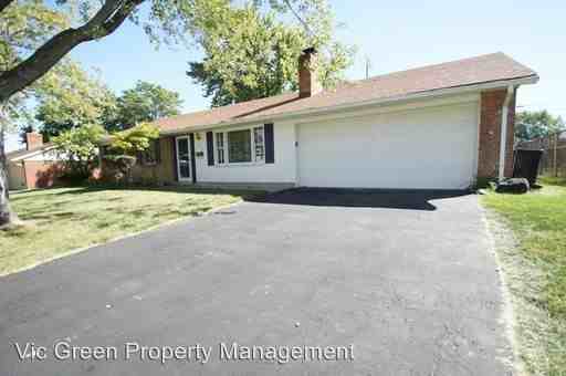 1010 Van Arden Dr - Photo 2 of 30