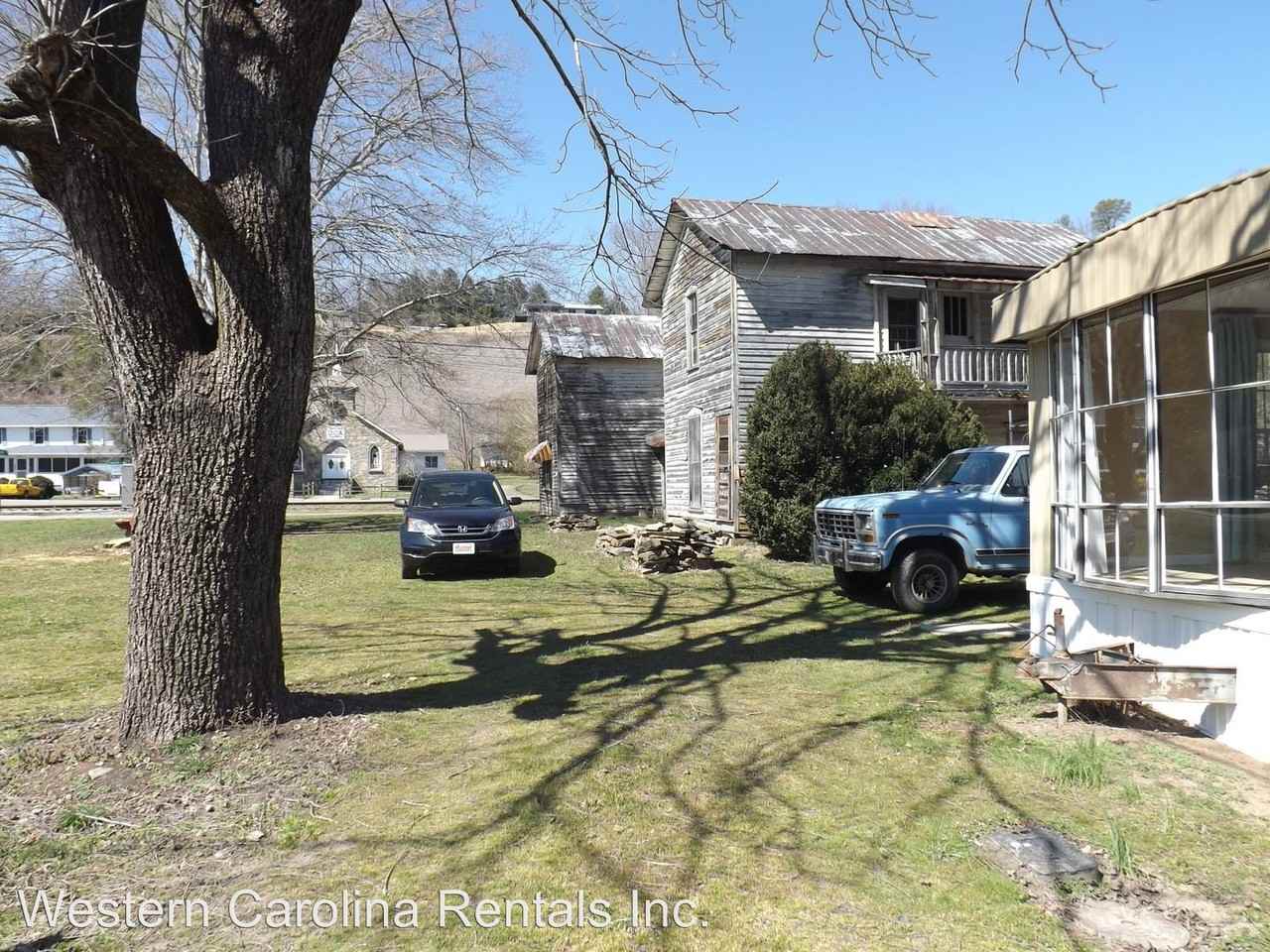 21 Elliott Rd - Photo 3 of 14
