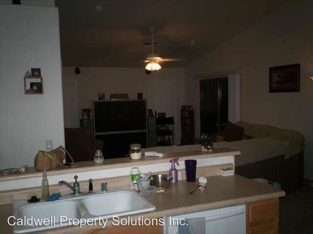 2205 E Mariposa Grande - Photo 3 of 5